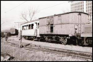 1992 Budapest, Cinkota, öreg HÉV kocsik, 26 db vintage NEGATÍV, 24x36 mm