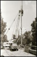 cca 1982-1983 Budapest, felszíni metróépítés, az Árpád-hídi állomás kialakítása, Váci út és környeze...