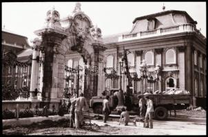 1986 Budapest, a budai sikló építése és működése a környezettel együtt, 85 db vintage NEGATÍV, 24x36...