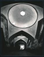 cca 1968 Kolonits Ilona (1922-2002) filmrendező hagyatékából 4 db jelzés nélküli vintage fotó, 24x18...