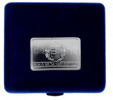 1995. "Szent László - Könyves Kálmán" Ag emlékérem Au maggal, dísztokban, számozott tanúsí...