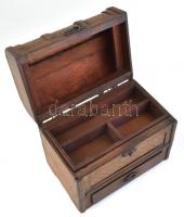 Fiókos, nyitható tetejű fa tároló doboz, 22x14x18 cm