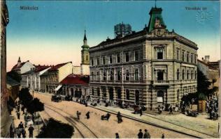 Miskolc, Városház tér, piac, Kálmán M. üzlete. Vasúti levelezőlapárusítás 48. 1915.