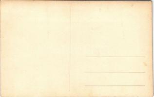 Lady with horse. photo (EK)