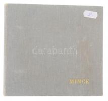 119db vegyes külföldi fémpénz kisalakú gyűrűs berakóba rendezve, közte Dánia, Bulgária, Ciprus T:veg...