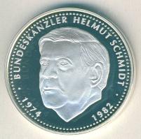 NSZK 1993. "Helmut Schmidt kancellár" Ag emlékérem 15g T:PP