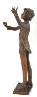 Kutas László (1936-): Karmester fiú. Bronz, jelzés nélkül, m:24 cm
