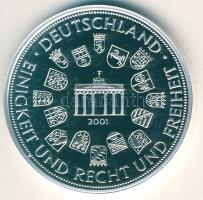 NSZK 2001. "Német állatvilág-gólya" Ag emlékérem 15g T:PP