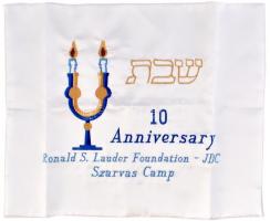 Ronald S. Lauder Foundation - JDC Szarvas Camp 10. Anniversary, embroidered silk tablecloth, good condition / Ronald S. Lauder Alapítvány - JDC szarvasi táborának 10. évfordulója, hímzett selyem emlékterítő, szép állapotban, 43,5x36 cm