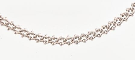 Ezüst(Ag) fantáziaszemes nyaklánc, jelzett, h: 42,5 cm, nettó: 10,7 g