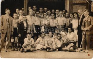 1925 Focimeccs után (Tolnai FC - Compaktor SC 4:3) / Hungarian football players. photo (EK)
