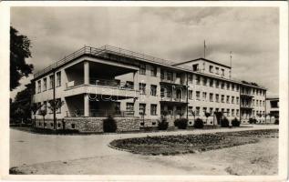 1942 Beregszász, Beregovo, Berehove; Állami kórház. Gazdag Jánosné kiadása / hospital