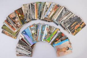 Kb.400 db MODERN képeslap vegyes minőségben / Cca. 400 modern postcards in mixed quality