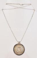Ezüst(Ag) nyaklánc, filigrán díszítésű medállal, jelzett, h: 46 cm, d: 3,6 cm, nettó: 20,69 g