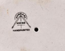 2 db Boldogasszony, porcelán, kopott, egyik jelzett: Kocsis Hungary. m: 13 és 16 cm