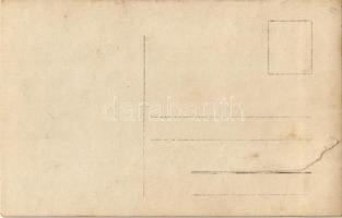 Ein russischer Junge / WWI Austro-Hungarian K.u.K. military, Russian boy in a village. photo (b)