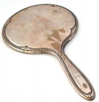 Ezüst (Ag) Kézi tükör, hajkefe, korának megfelelő állapotban, jelzett, h: 21 és 26 cm