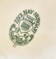 Zsolnay pillangó mintás bonbonniere. Kézzel festett, jelzett, hibátlan. 10x10 cm