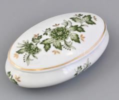 Hollóházi virágmintás porcelán bonbonier, matricás, jelzett, kis kopásnyomokkal, 14,5×8,5 cm