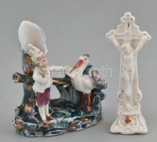 2 db porcelán, kisfiú gólyával, feszület, kopott.m: 9,5 és 10 cm