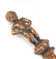 Levélbontó figurális Manneken Pis (pisilő kisfiú) nyéllel. h: 18cm