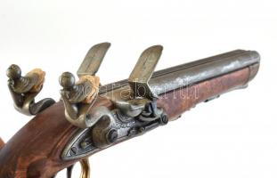 Antik kovás dulplacsövű pisztoly gyűjtői replikája. Elsüthető 36 cm,