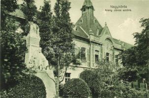 Nagykőrös Arany János szobor