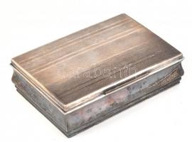 Art deco kártyadoboz, ezüstözött alpakka fa betéttel, jelzett: PV Alpakka, jó állapotú, m: 11,5x17x3 cm