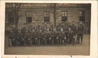 Magyar katonák / Hungarian military, group of soldiers. photo (fl)