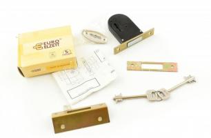 Euro Elzett No. 700 bevéső reteszzár, 2 db kulccsal, tartozékaival, leírással, dobozában, újszerű állapotban