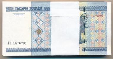 Fehéroroszország 2000. 1000R (100x) kötegelővel, sorszámkövetők T:I,I- 
Belarus 2000. 1000 Rublei (...