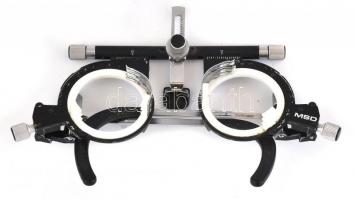 Állítható optometriai lencsekeret szemüveg, japán gyártmány, kopásnyomokkal, 16×11 cm