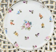 4 db Láng M. Budapest áttört, porcelán tányér. Kézzel festett, jelzett, kopásokkal. d: 19 cm