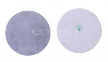 1972. "Ajka Városi Tanács Kórháza" festett, jelzett hollóházi porcelán emlékérem tokban (8...