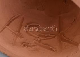 Antalfiné Szente Katalin: Olvasó nő kerámia figura, kézzel festett hibátlan, jelzett, m: 20 cm