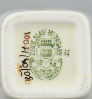 Zsolnay virág mintás porcelán vázácska. Kézzel festett, jelzett, hibátlan. m: 14 cm