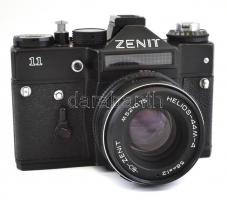 Zenit 11 fényképezőgép Helios-44M-4 objektívvel, eredeti tokjában