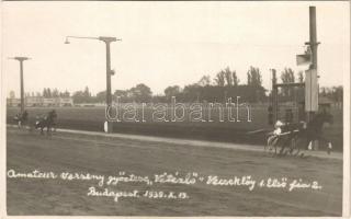 Amateur verseny győztese Vitézlő Vecseklőy 1. Első fia 2. Budapest 1935. X. 19. Lóverseny / Hungarian horse race. Faragó (Újpest) photo