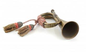 1916 Török hadikürt, réz, jelzett, bojtokkal, apró sérülésekkel, h: 32 cm