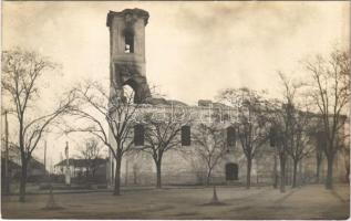 1911 Zenta, Senta; a tűzvészben leégett római katolikus templom romjai / ruins of the Catholic church after the fire. photo