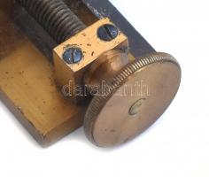 Réz precíziós mérőeszköz, eredeti dobozában. cca.1900, h: 10 cm