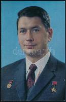 Borisz Jegorov (1937-1994) szovjet űrhajós aláírása képeslapon /  Signature of Boris Yegorov (1937-1994) Soviet astronaut on postcard