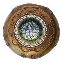 Mikromozaikos réz doboz, apró horpadásokkal, d: 5 cm