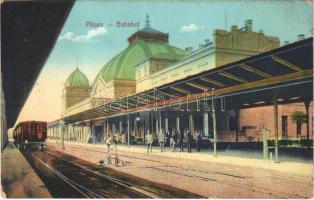 Plzen, Pilsen; Bahnhof / railway station, train (Rb)