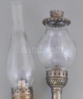 2 db fém fáklya üveg búrával. Hiányos, sérült, h: 41 és 45 cm