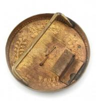 Réz övcsat, kopott. d: 6 cm