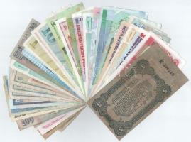 35db-os vegyes bankjegytétel, közte Jugoszlávia, Zimbabwe, Srí Lanka, Fehéroroszország, Orosz Biroda...