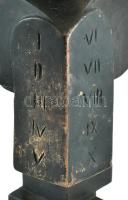 Sztrákos László (1954): Mózes, öntött, patinázott bronz, m:38,5 cm, Jelezve a talapzaton: Sztrákos