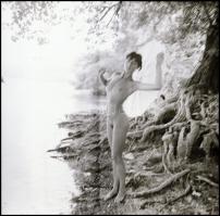 cca 1989 Profi modell, Menesdorfer Lajos (1941-2005) budapesti fotóművész hagyatékából, 3 db vintage...