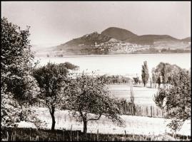 cca 1960-as években, különböző évszakokban készült felvételek a Balatonról (jégvitorlás, jégvágók mu...